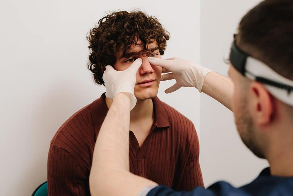 It is always necessary to consult with an experienced plastic surgeon